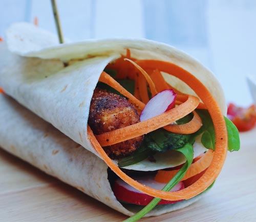 Crispy Tofu Wraps with Spinach and Beetroot